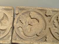 Cluny, Sculpture romane, Medaillon, Monstre (Musee du Palais Jean de Bourbon) (1)